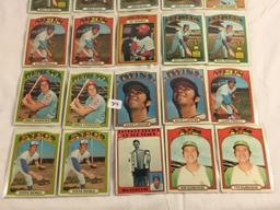 Lot of 20 Pcs Collector Loose Vintage Assorted Players Baseball Cards - See Pictures