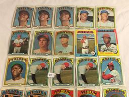 Lot of 20 Pcs Collector Loose Vintage Assorted Players Baseball Cards - See Pictures