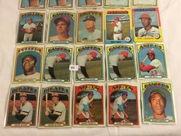 Lot of 20 Pcs Collector Loose Vintage Assorted Players Baseball Cards - See Pictures