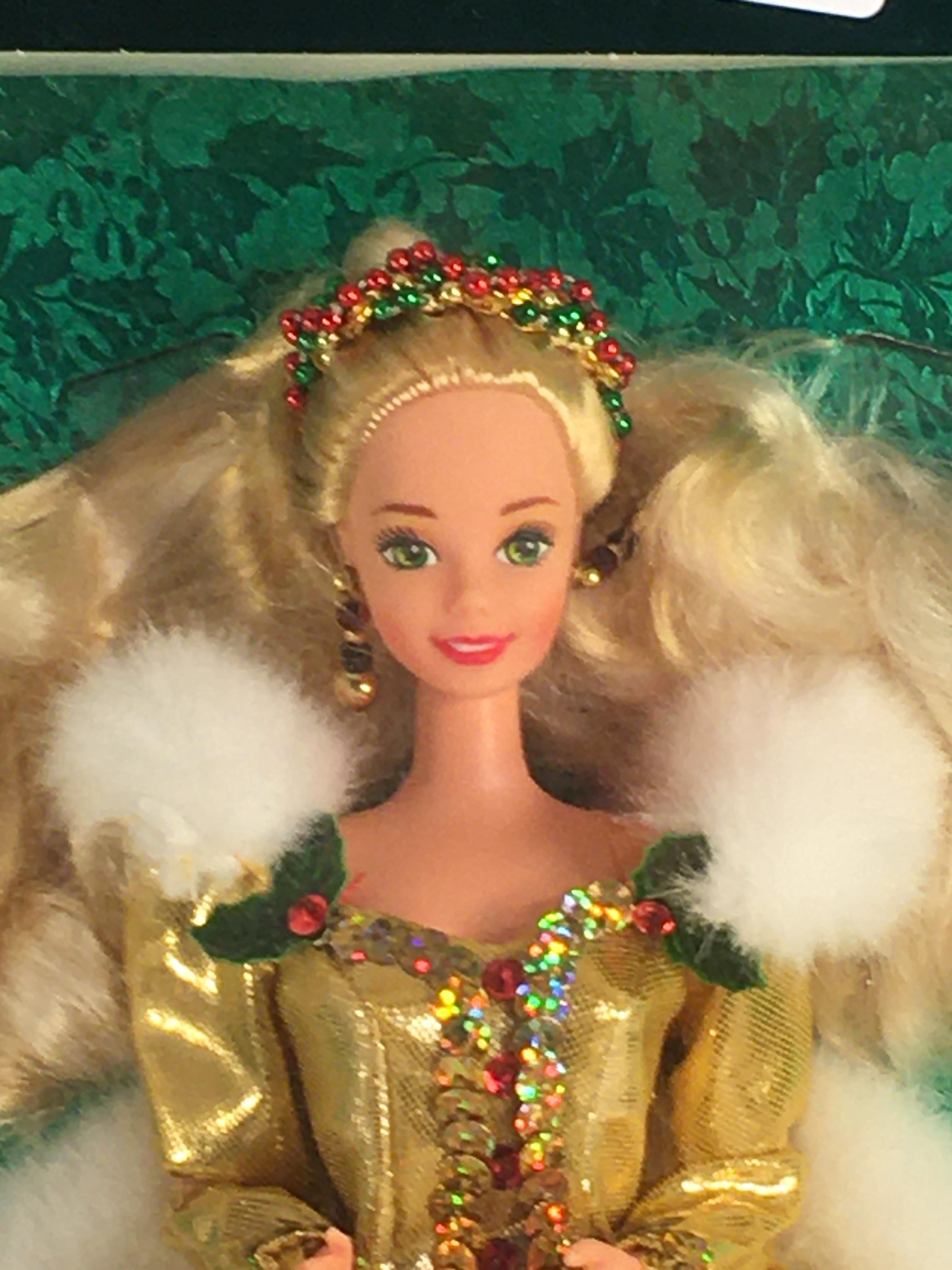 Collector NIP 1994 Mattel Holiday Celebration Barbie Doll  11-12" Tall Doll - See Pictures