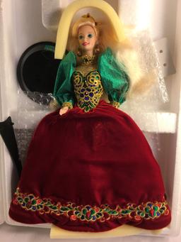 Collector NIP 1995 Mattel Barbie Holiday Porcelain Doll 16X11.3/4" Box Size