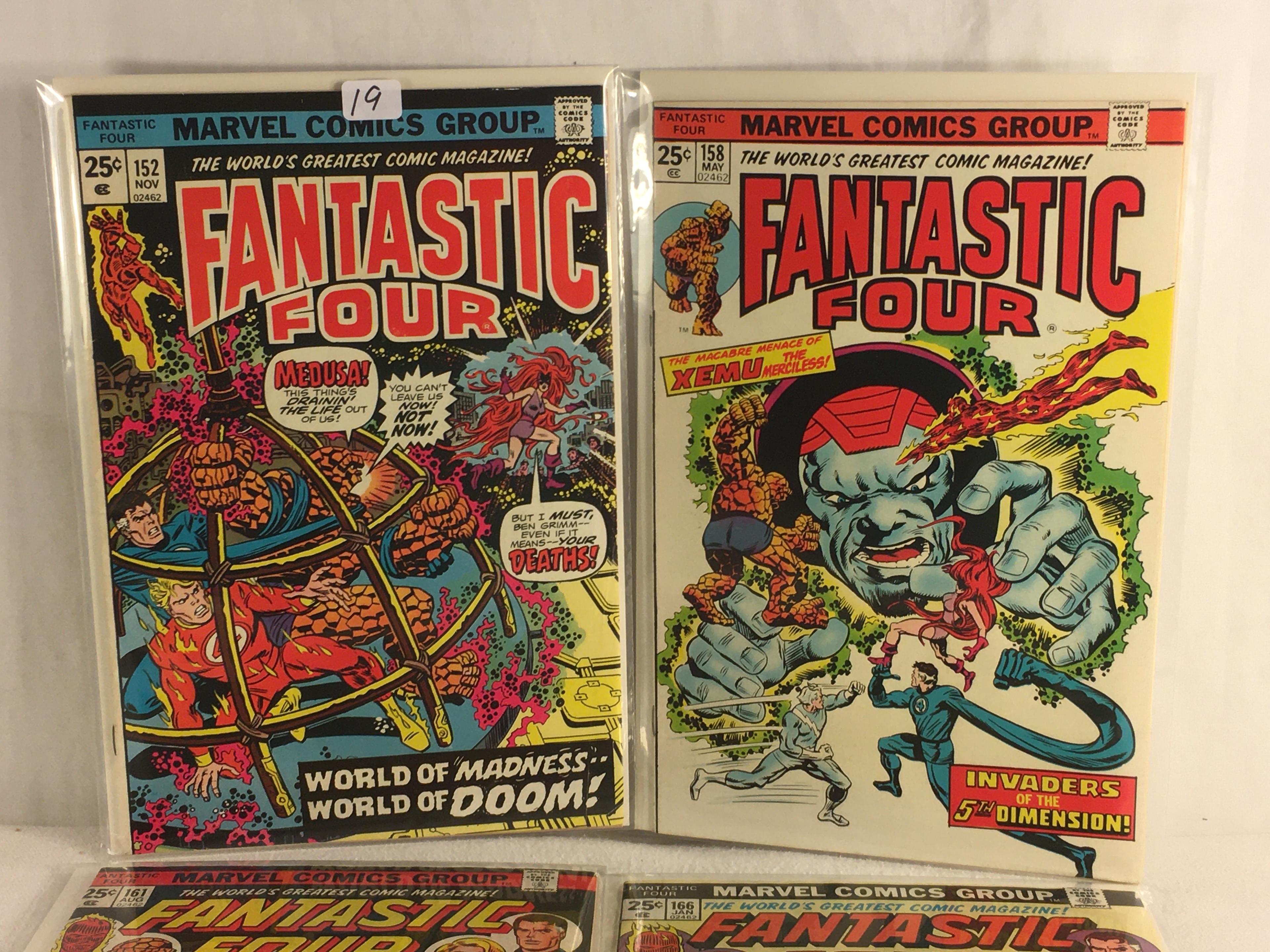 Lot of 4 Pcs Collector Vintage Marvel Comics Fantastic Four Comic Book No.152.158.161.166