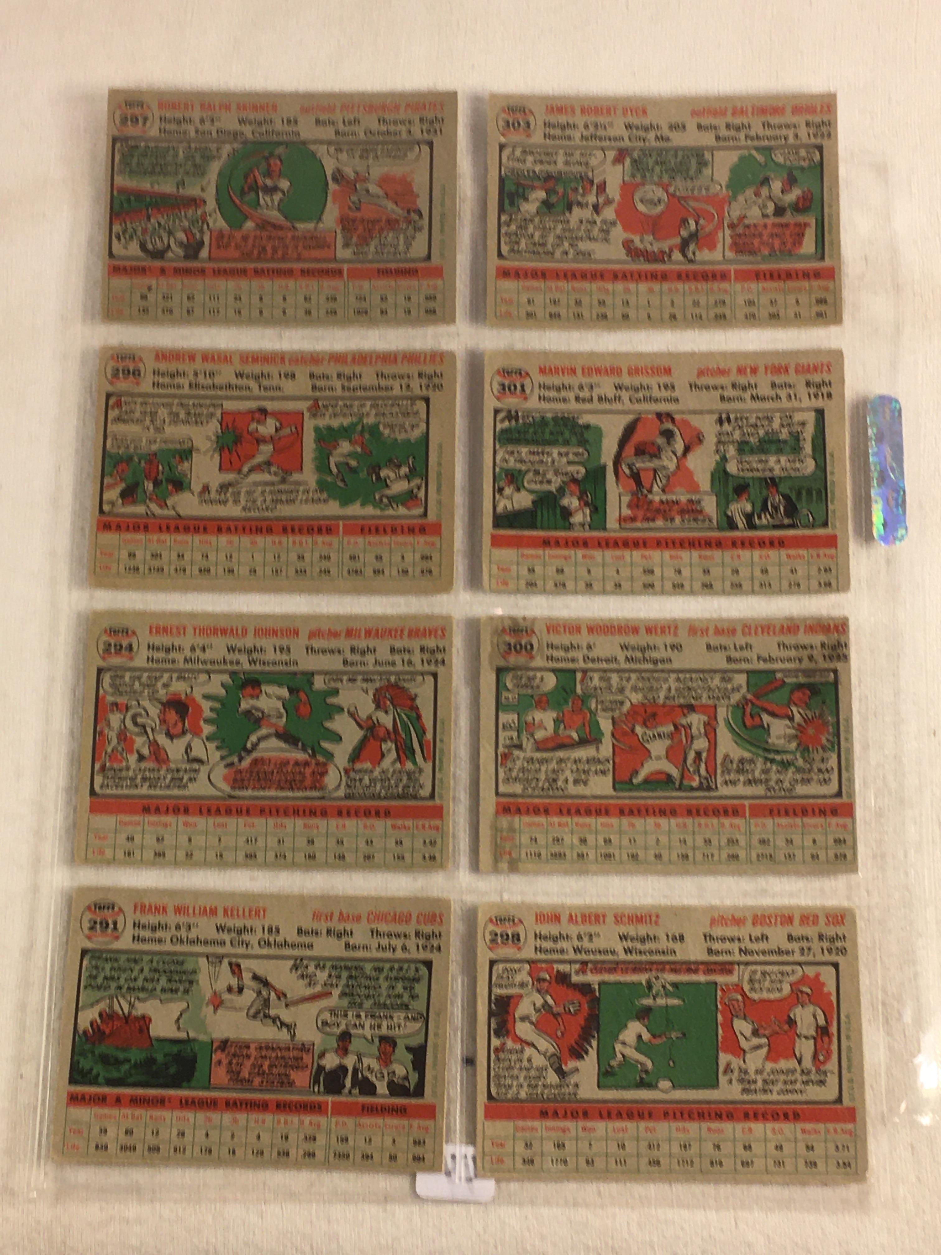 Lot of 8 Pcs Collector Vintage Assorted Baseball Sport Players Trading Cards - See Pictures