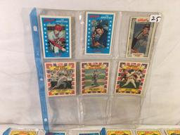 Lot of 18 Pcs Collector Vintage Sport MLB Baseball Sport Trading Assorted Cards & Players