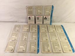 Lot of 18 Pcs Collector Vintage Sport MLB Baseball Sport Trading Assorted Cards & Players