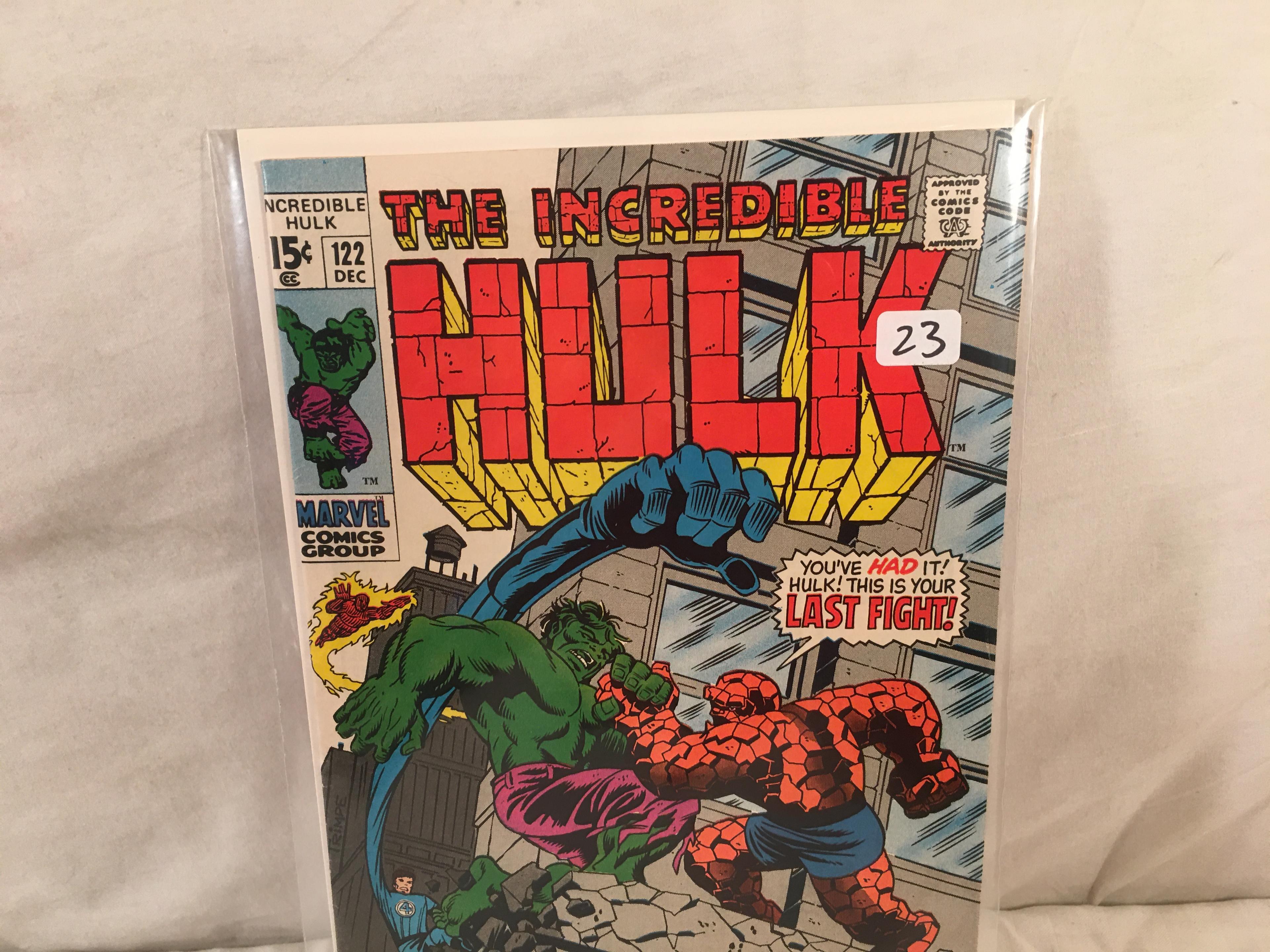 Collector Vintage Marvel Comics The Incredible Hulk Starring The Fantastic four Comic No. 122