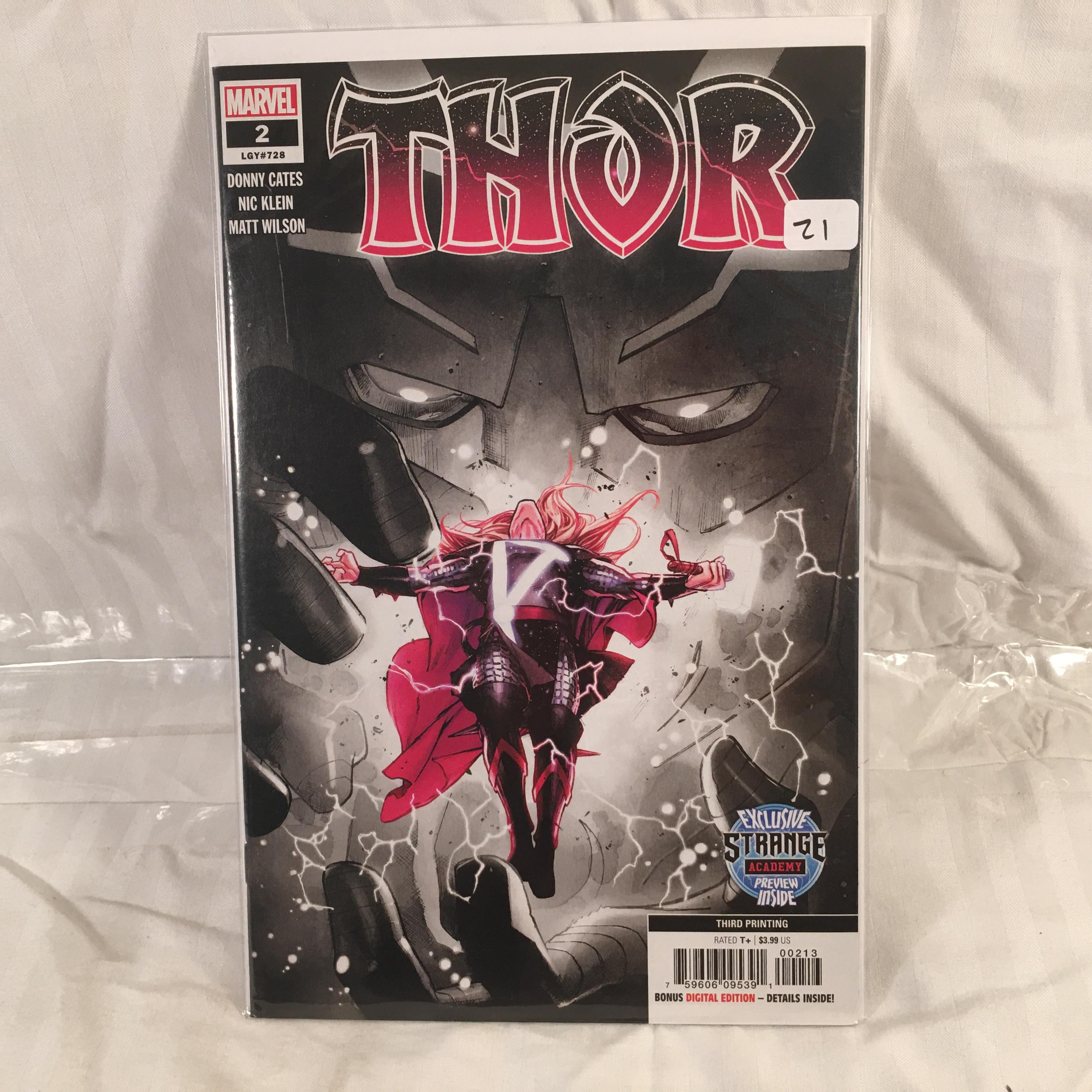 Collector Modern Marvel Comics  Thor LGY#728 No.2 3rd Printing Comic Book