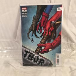 Collector Modern Marvel Comics  Thor LGY#733 No.7 Comic Book