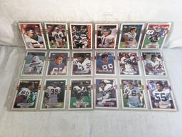 Lot of 18 Pcs Collector Vintage NFL Football Sport Trading Assorted Players & Cards -See Photos