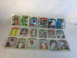 Lot of 18 Pcs Collector Vintage  MLB Baseball  Sport Trading Assorted Cards & Players - See Photos