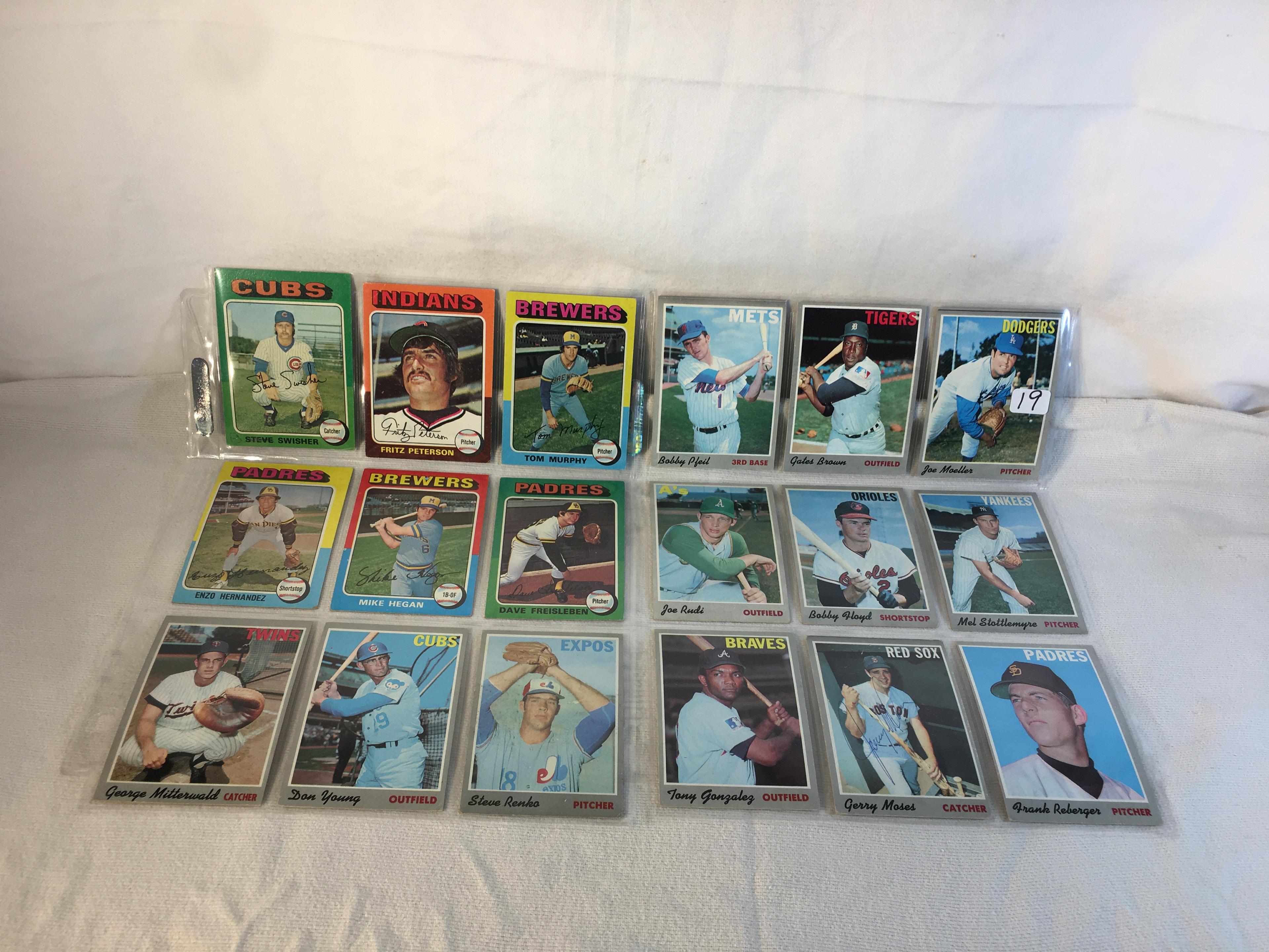 Lot of 18 Pcs Collector Vintage  MLB Baseball  Sport Trading Assorted Cards & Players - See Photos