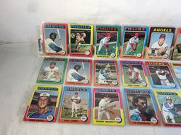 Lot of 18 Pcs Collector Vintage  MLB Baseball  Sport Trading Assorted Cards & Players - See Photos