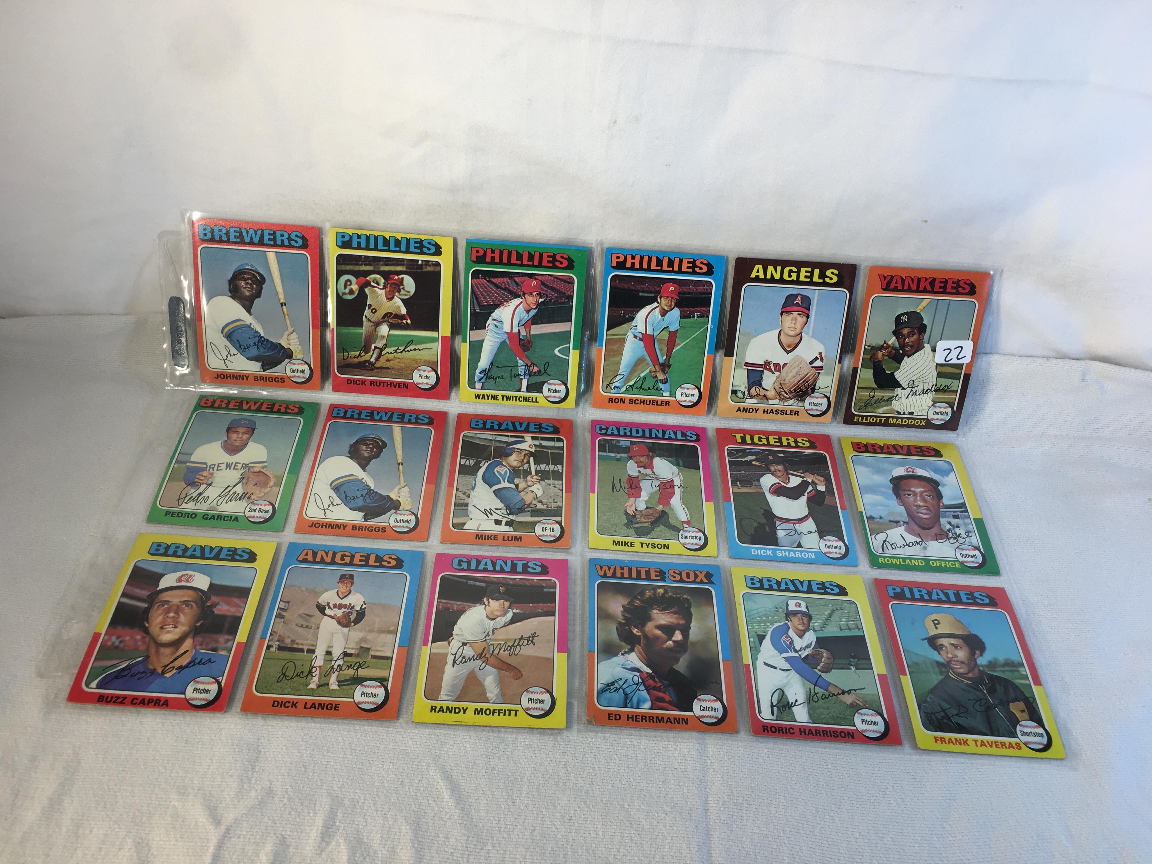 Lot of 18 Pcs Collector Vintage  MLB Baseball  Sport Trading Assorted Cards & Players - See Photos