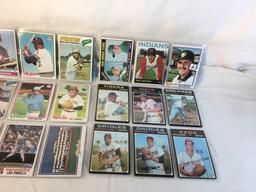 Lot of 18 Pcs Collector Vintage  MLB Baseball  Sport Trading Assorted Cards & Players - See Photos