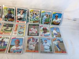 Lot of 18 Pcs Collector Vintage  MLB Baseball  Sport Trading Assorted Cards & Players - See Photos