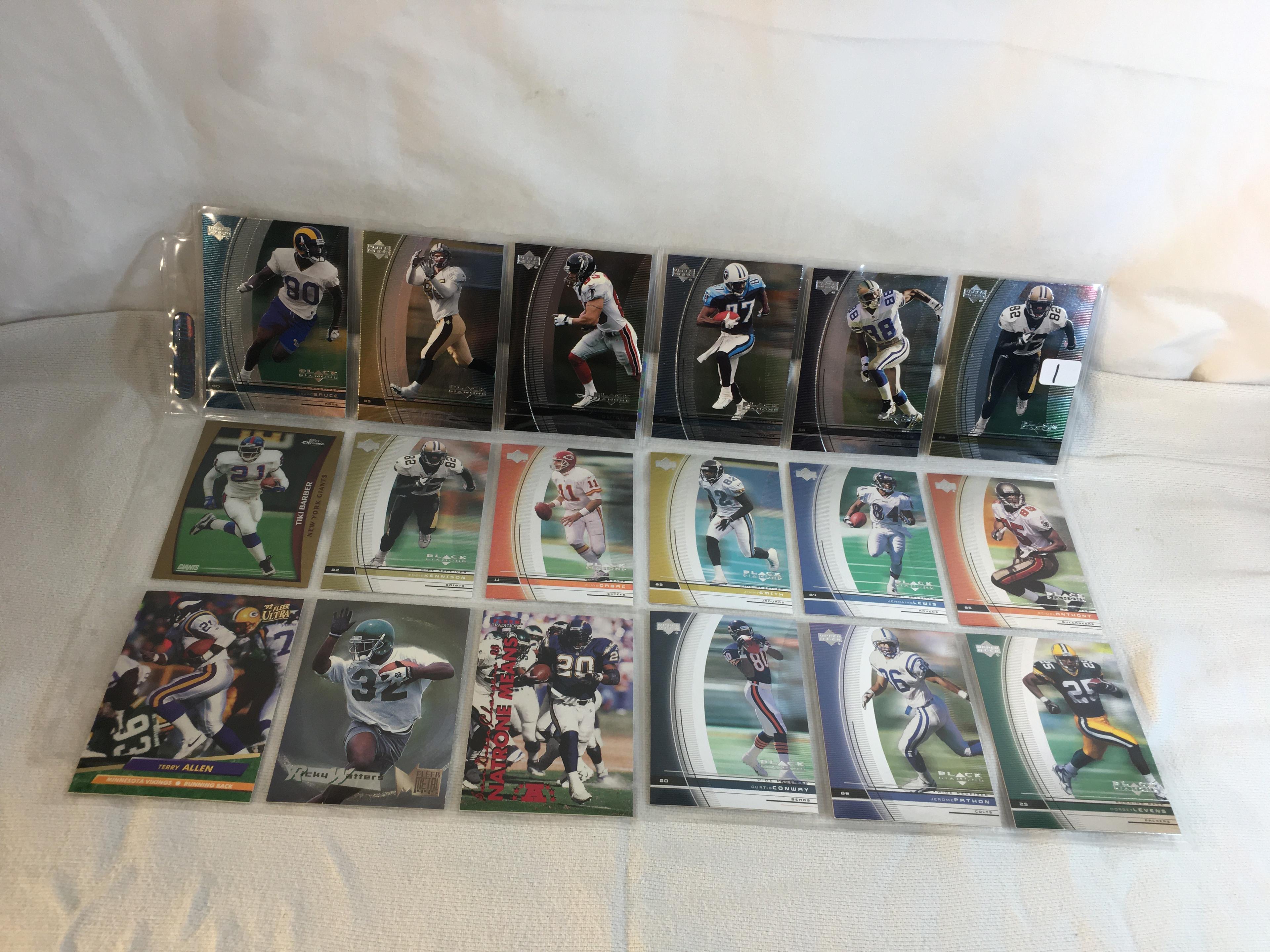 Lot of 18 Pcs Collector Modern NFL Football Sport Trading Assorted Cards & Players - See Pictures