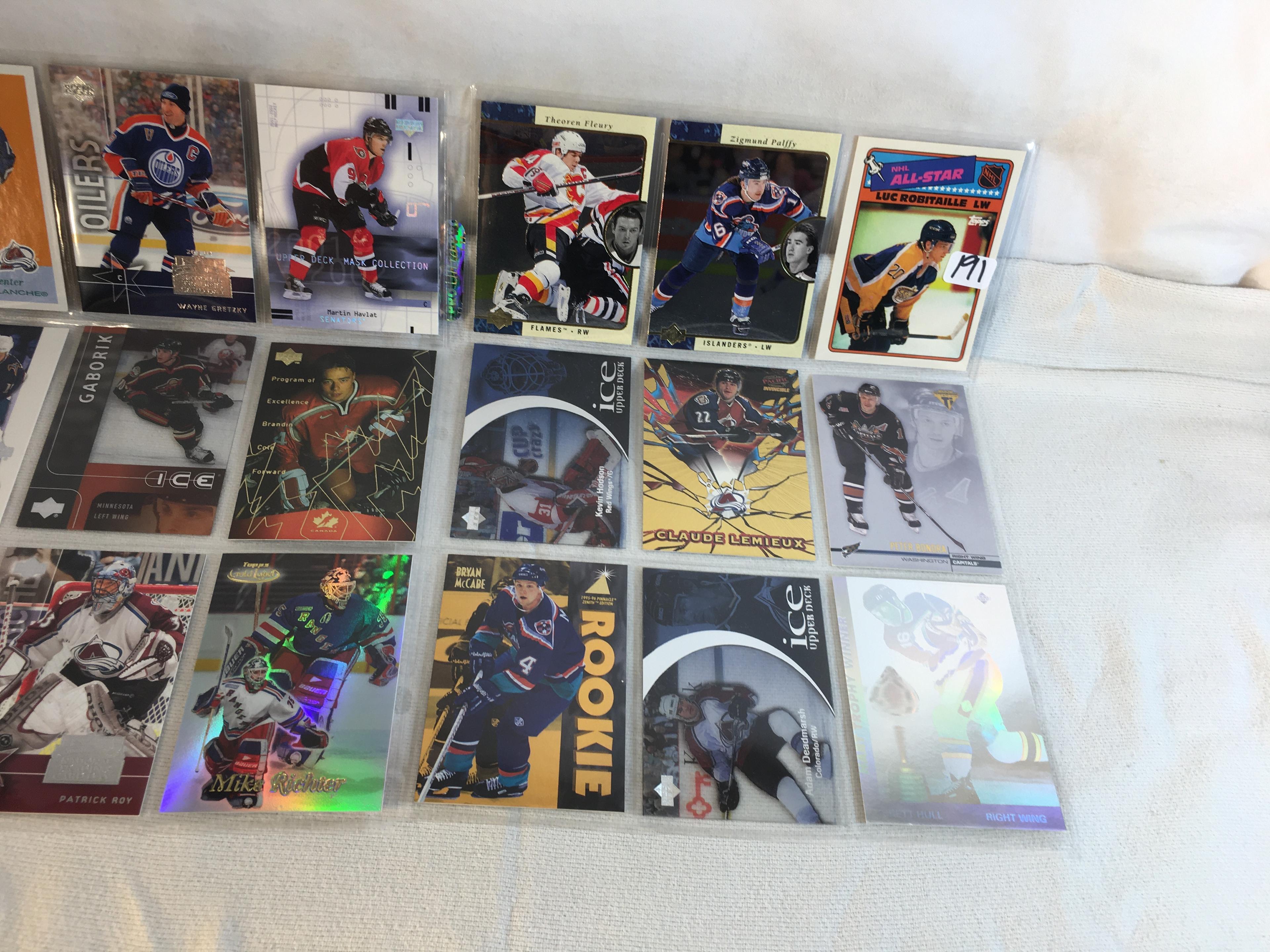 Lot of 18 Pcs Collector Modern NHL Hockey Sport Trading Assorted Cards & Players -See Pictures