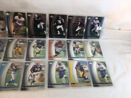 Lot of 18 Pcs Collector Modern NFL Football Sport Trading Assorted Cards & Players - See Pictures