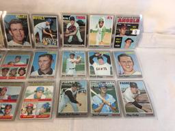 Lot of 18 Pcs Collector Vintage  MLB Baseball  Sport Trading Assorted Cards & Players - See Photos