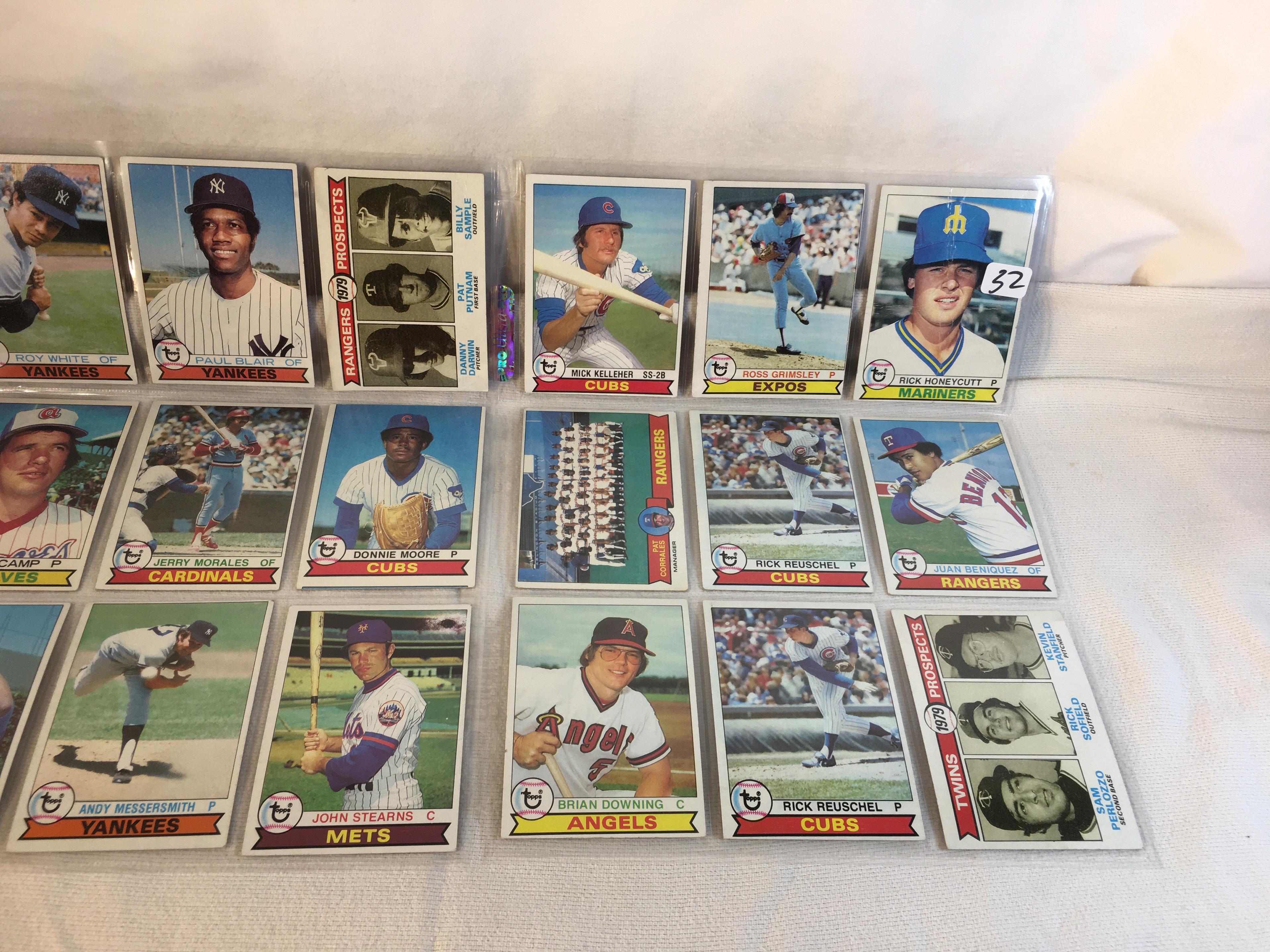 Lot of 18 Pcs Collector Vintage  MLB Baseball  Sport Trading Assorted Cards & Players - See Photos