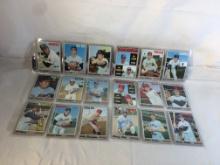 Lot of 18 Pcs Collector Vintage  MLB Baseball  Sport Trading Assorted Cards & Players - See Photos