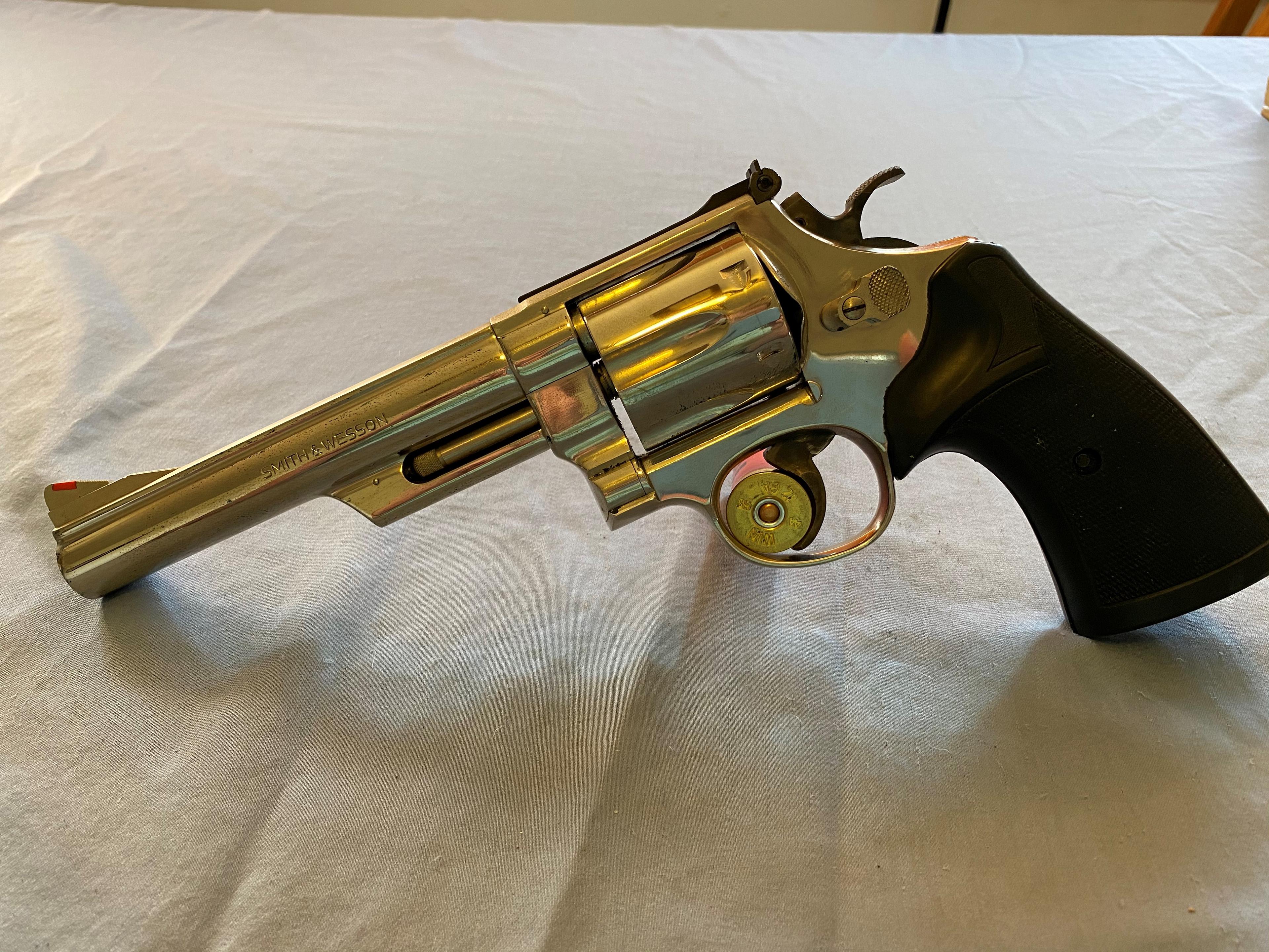 Smith & Wesson, 29-2, 44 mag