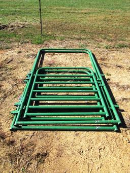 4' X 8' PAINTED ALLEY FRAME W/ GATE