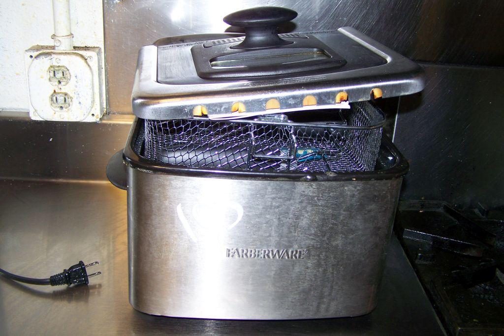 FARBERWARE DEEP FRYER , M: 103736 4L DUAL