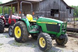 JOHN DEERE 4600 TRACTOR, HOURS SHOWING: 4202, 4WD, VIN: LV4600P160060