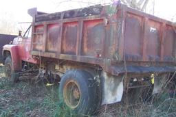 1987 FORD F700 DUMP TRUCK, MILES SHOWING: 270,174, 792 CAT DIESEL, FOR PART