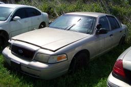 2009 FORD CROWN VIC VIN: 2FAHP71V19X131279, HAS TITLE