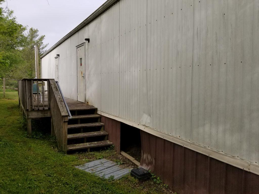 1993 DOUBLEWIDE MOBILE HOME, 1,440 SQUARE FEET, 2 OPEN ROOMS, 2 BATHROOMS,