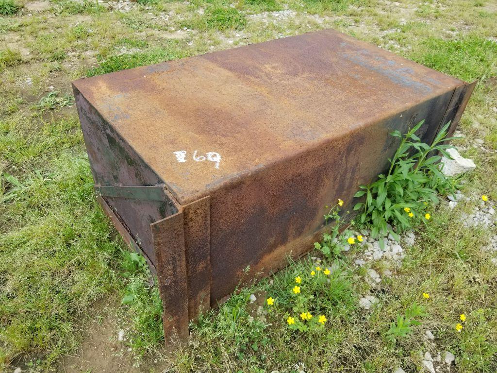 BLACK METAL TOOL BOX 28" WIDE X 48" LONG X 21" TALL