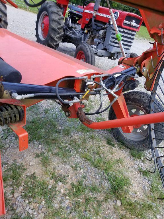 KUHN SR108GII SPEEDRAKE, HYDRAULIC FOLD, HAS MIDDLE KICKER, S: B1455