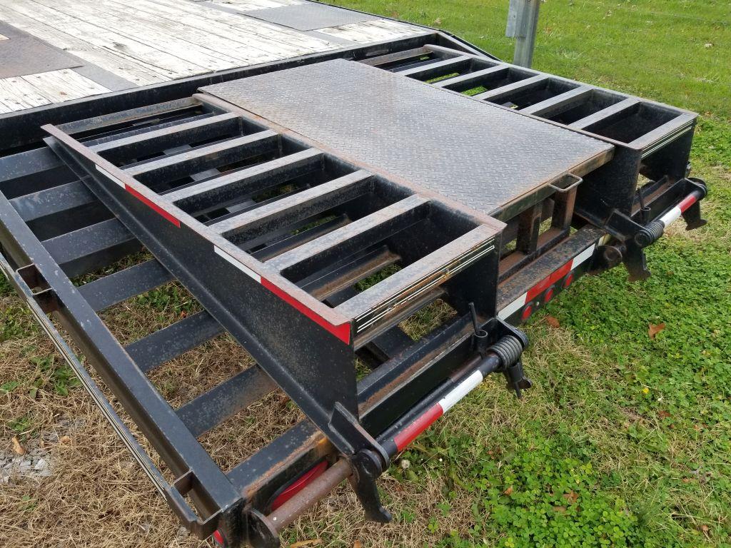 ELITE 20' WITH 5' DOVE FLATBED GOOSENECK TRAILER, WITH RAMPS, TANDEM AXLE,