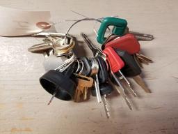 NEW HEAVY EQUIPMENT KEY SET, 24 KEYS