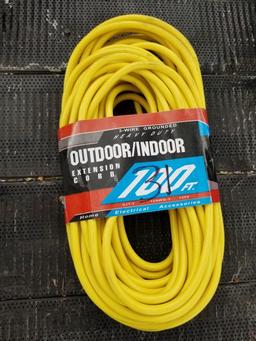 NEW 100 FT HEAVY DUTY OUTDOOR EXTENSION CORD
