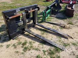 BLACK 58" QUICK ATTACH PALLET FORKS, HEAVY DUTY, **SELLS ABSOLUTE**