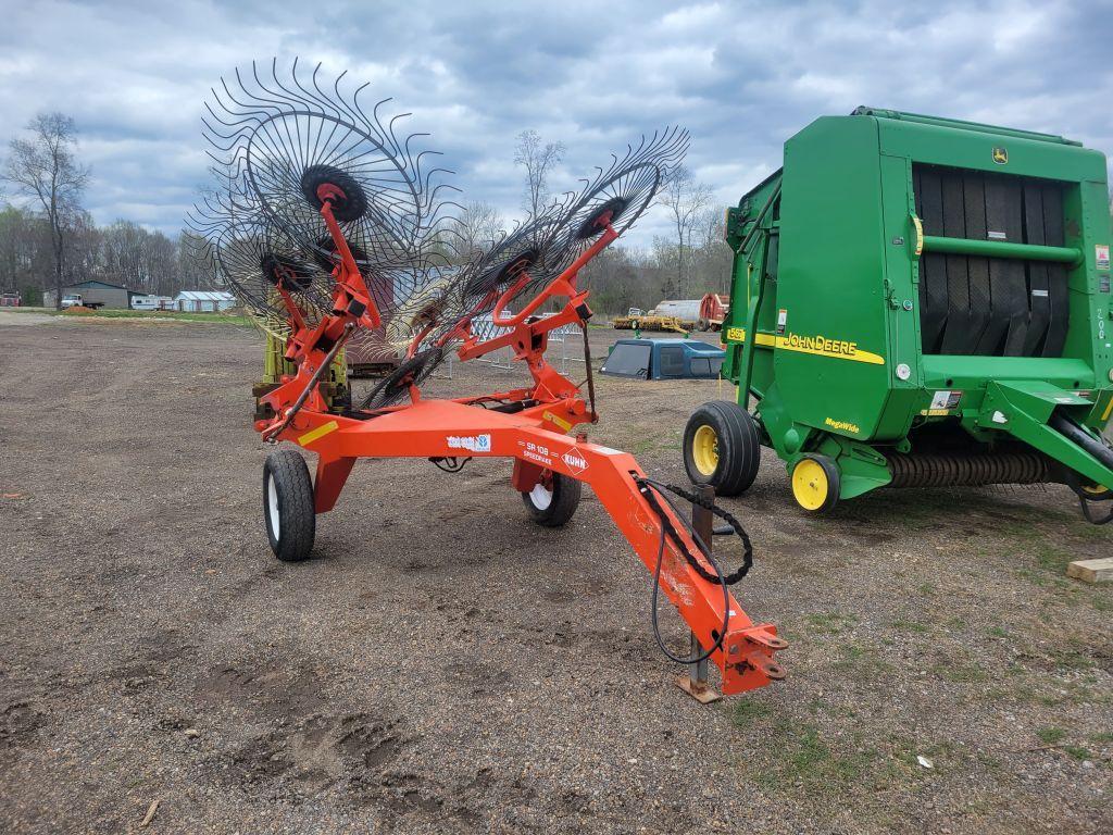 KUHN SR108 SPEED RAKE, 8 WHEEL, W/ KICKER WHEEL, HYDRAULIC