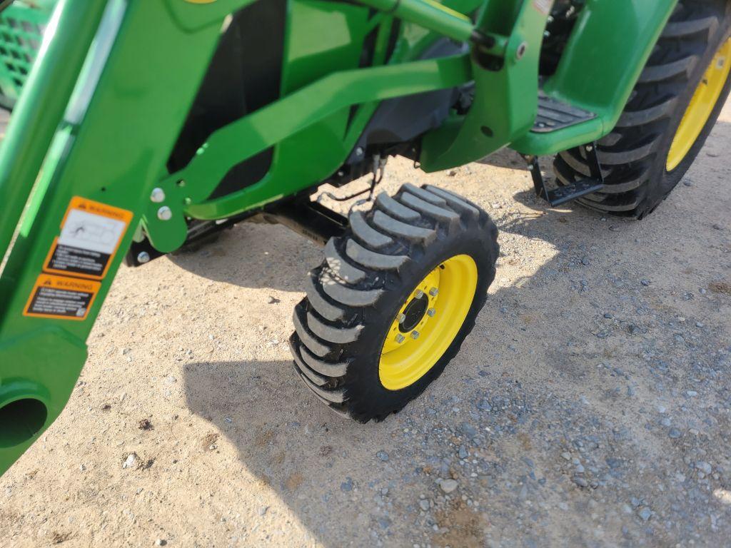 JOHN DEERE 3025E TRACTOR WITH JOHN DEERE 300 FRONT END LOADER AND BUCKET, R