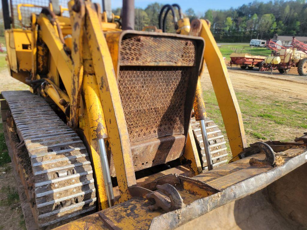 CASE 850-D TRACK LOADER, S:7075076, WITH 78'' TOOTH BUCKET, RUNS/DRIVES, US