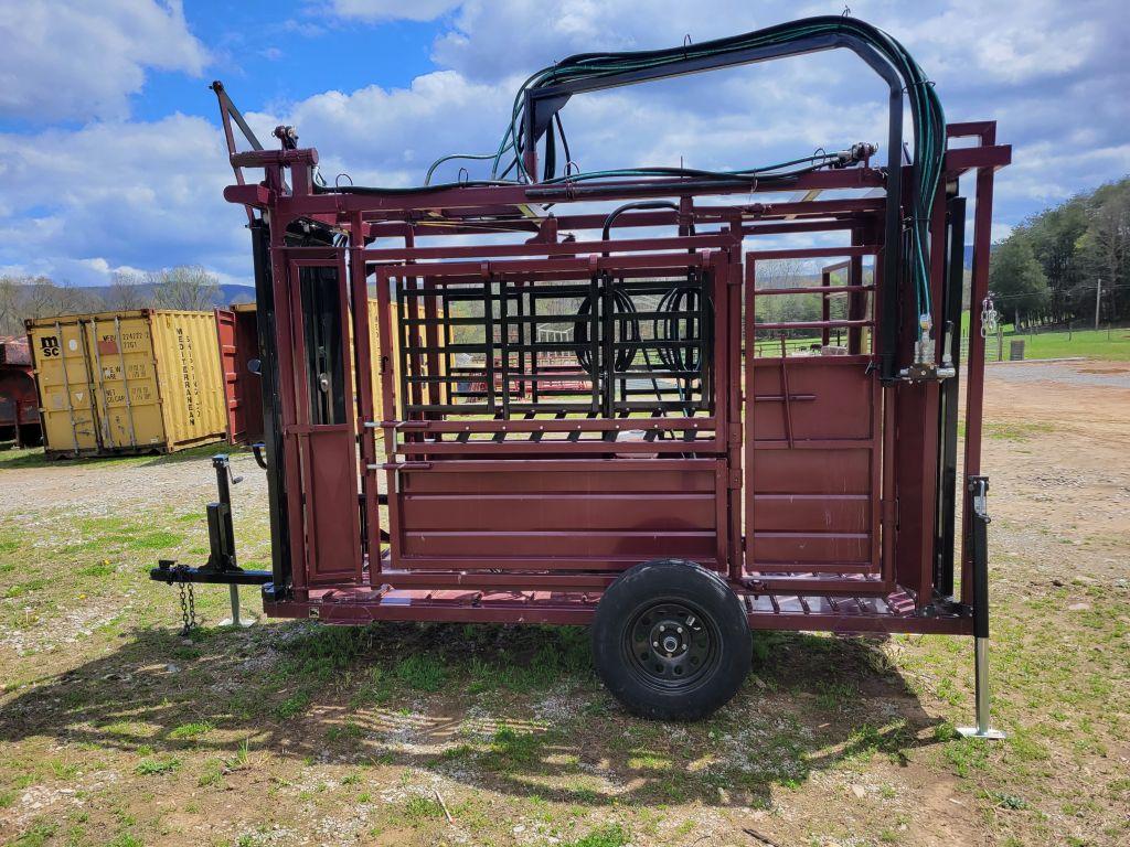 NEW HYDRAULIC SQUEEZE CHUTE WITH GAS POWERED MOTOR, LENGTH: 10'X3' HONDA GX