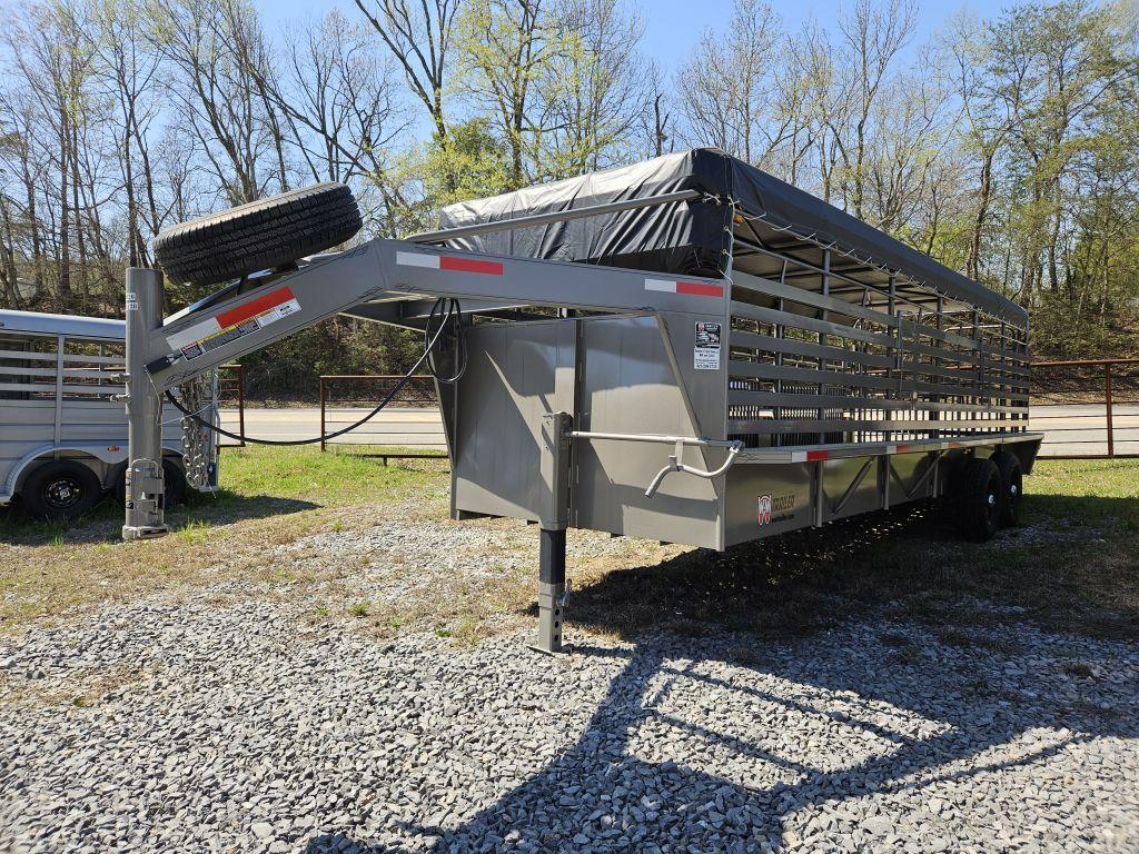 2023 UNUSED 24X6'8" WW GOOSENECK STOCK TRAILER, CLEATED RUBBER FLOOR, FULL