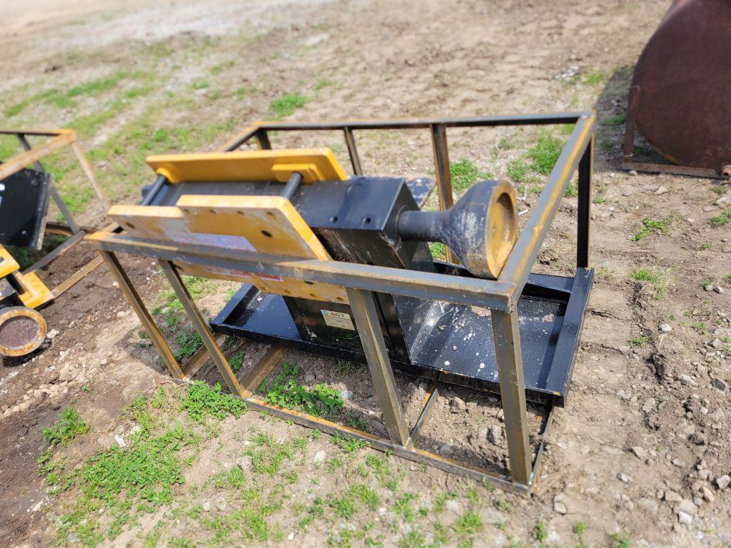 NEW AGT AGROTK 680 SKID STEER BREAKER, SN: PD680-P224011202F, **SELLS ABSOL