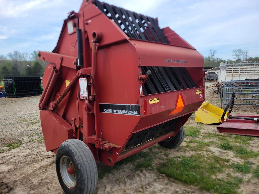 8840 CASE INTERNATIONAL BALER, 4x4 BALES, COMES WITH MONITOR