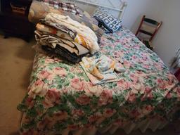 METAL GOLD AND WHITE BED FRAME: INCLUDES ITEMS ON TOP, QUILTS AND AFGHAN