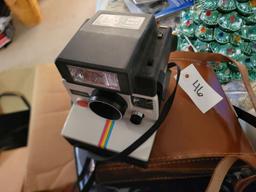 POLAROID FOCAL 600 ELECTRONIC FLASH CAMERA WITH VINTAGE ORIGINAL LEATHER BO