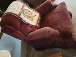 RED FABRIC RECLINER