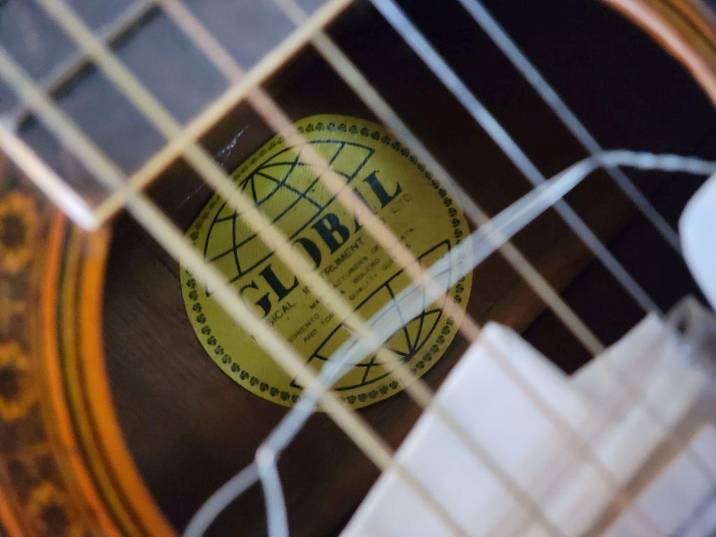 GLOBAL ACOUSTIC GUITAR