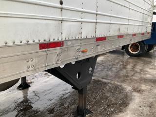 2004 UTILITY REEFER Serial Number: VS25315M500605